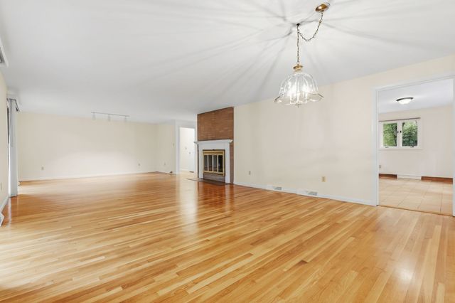 6 Bruce Road, Danvers, MA 01923