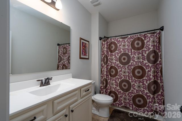858 Double Oak Lane SE, Concord, NC 28025