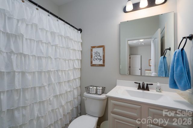 858 Double Oak Lane SE, Concord, NC 28025