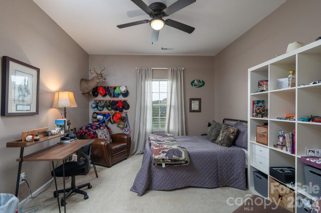 858 Double Oak Lane SE, Concord, NC 28025