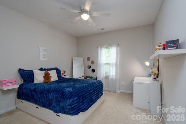 858 Double Oak Lane SE, Concord, NC 28025