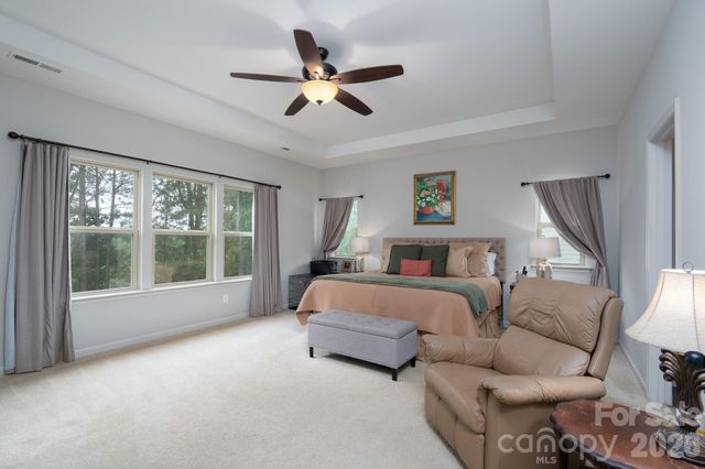 858 Double Oak Lane SE, Concord, NC 28025