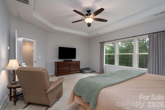 858 Double Oak Lane SE, Concord, NC 28025