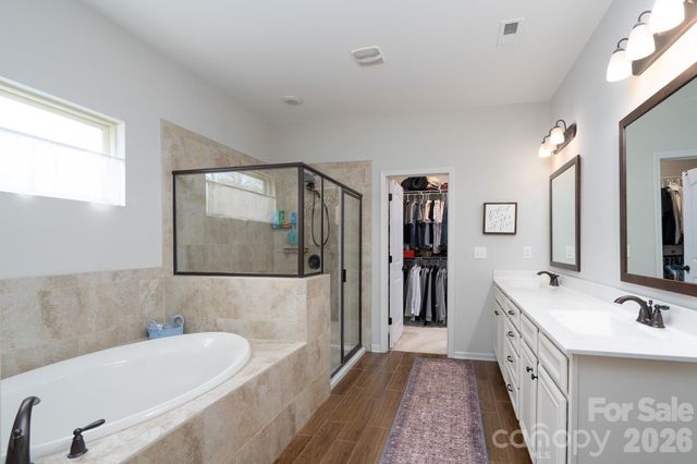 858 Double Oak Lane SE, Concord, NC 28025