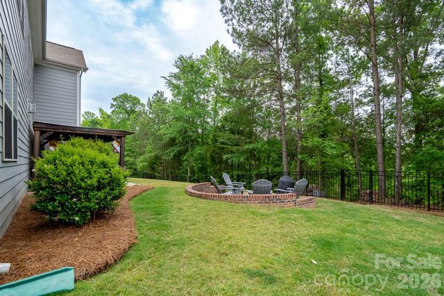 858 Double Oak Lane SE, Concord, NC 28025