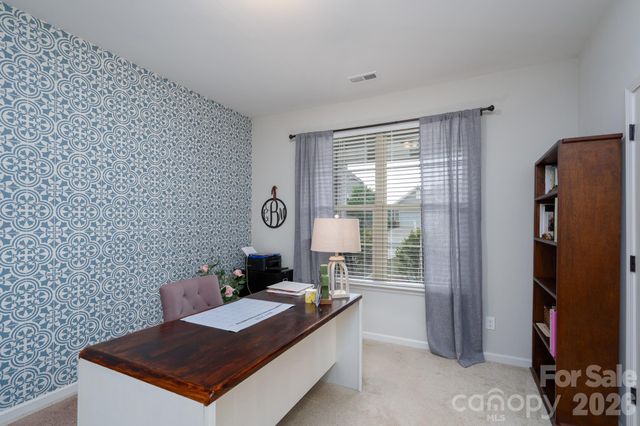 858 Double Oak Lane SE, Concord, NC 28025