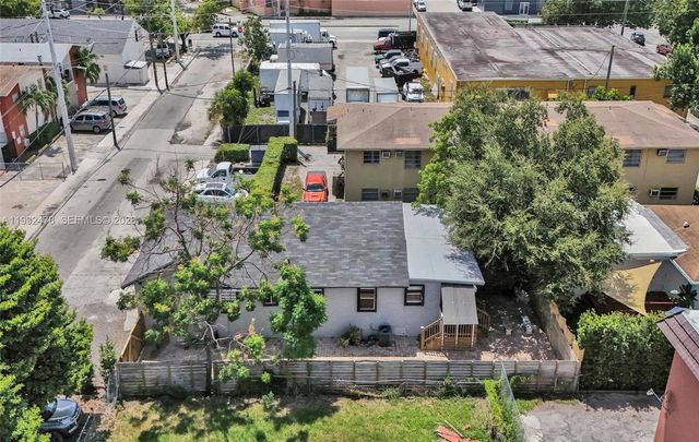 2135 SW 4th St, Miami, FL 33135