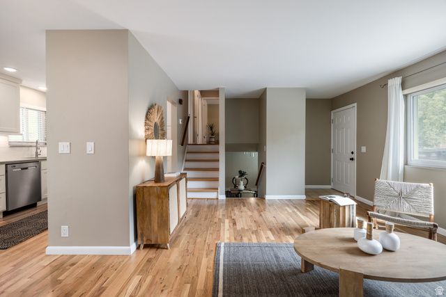 7492 S CLARET ST, Cottonwood Heights, UT 84121