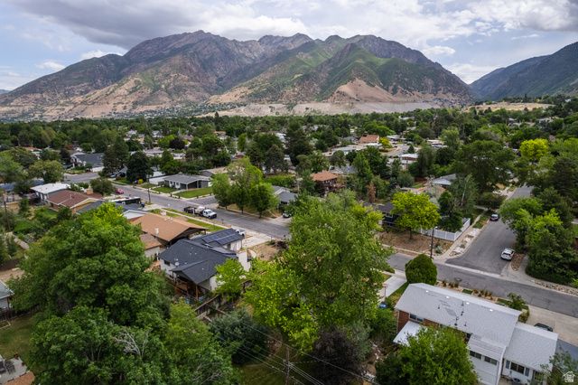 7492 S CLARET ST, Cottonwood Heights, UT 84121