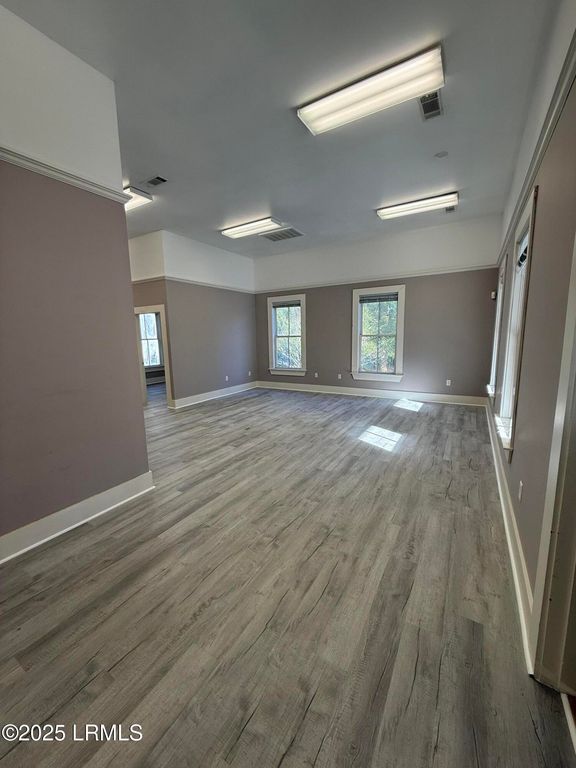 1 Merchants Ln Ste 205, Lady's Island, SC 29907