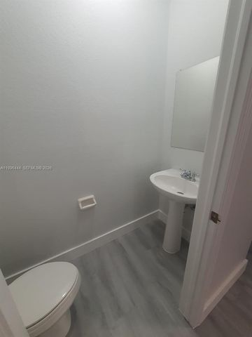 16648 SW 83rd Ln 16648, Miami, FL 33193