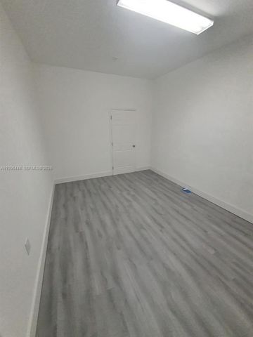 16648 SW 83rd Ln 16648, Miami, FL 33193