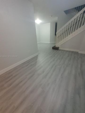 16648 SW 83rd Ln 16648, Miami, FL 33193