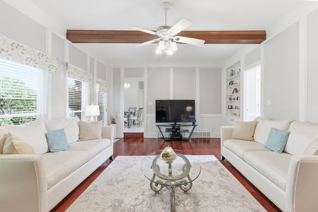 2053 JOHNSON RD, Germantown, TN 38139