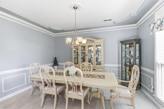 2053 JOHNSON RD, Germantown, TN 38139