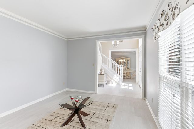 2053 JOHNSON RD, Germantown, TN 38139