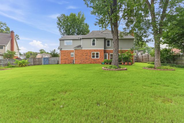 2053 JOHNSON RD, Germantown, TN 38139