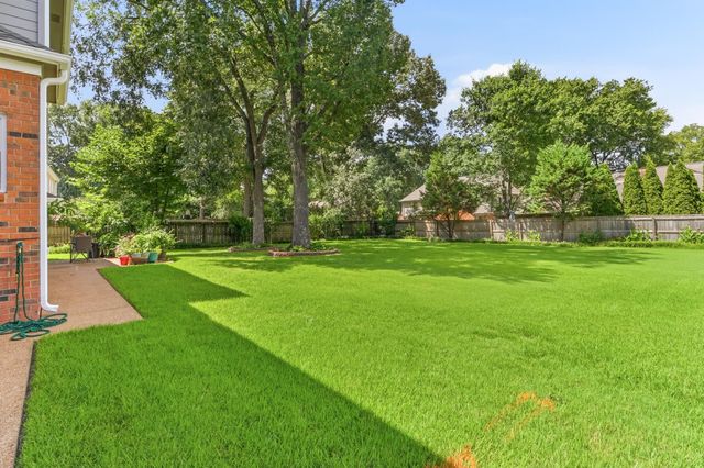 2053 JOHNSON RD, Germantown, TN 38139