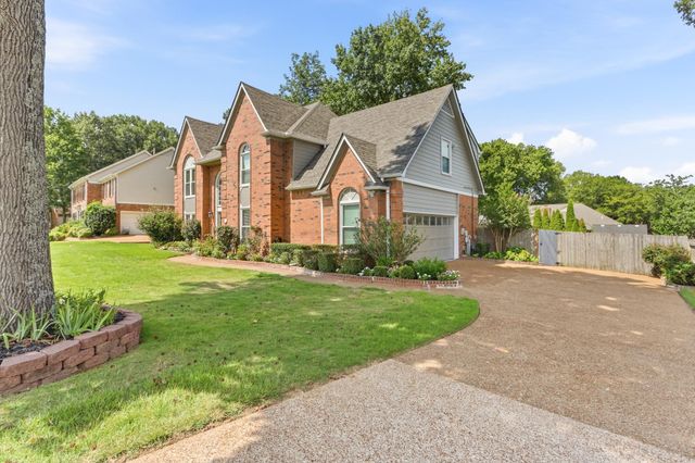 2053 JOHNSON RD, Germantown, TN 38139