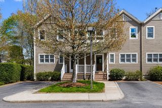 34 Angela Lane 34, Watertown, MA 02472