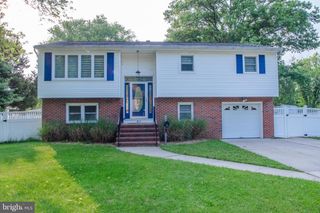 91 2ND, Pennsville, NJ 08070