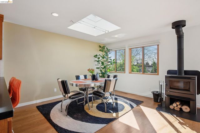 1260 63Rd St, Emeryville, CA 94608