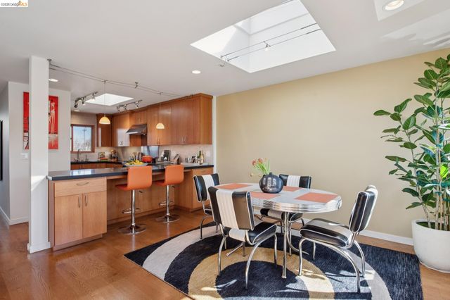 1260 63Rd St, Emeryville, CA 94608