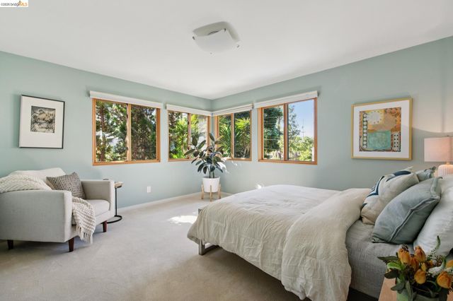 1260 63Rd St, Emeryville, CA 94608