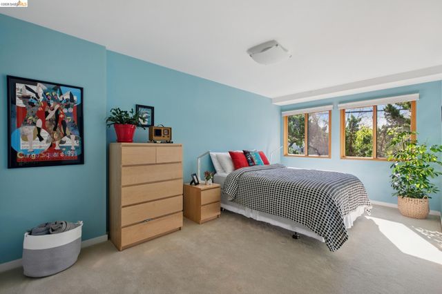 1260 63Rd St, Emeryville, CA 94608