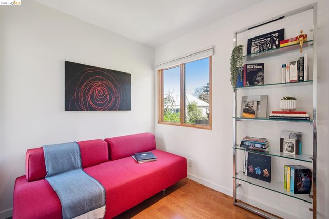 1260 63Rd St, Emeryville, CA 94608