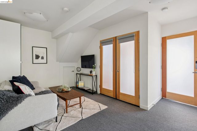 1260 63Rd St, Emeryville, CA 94608