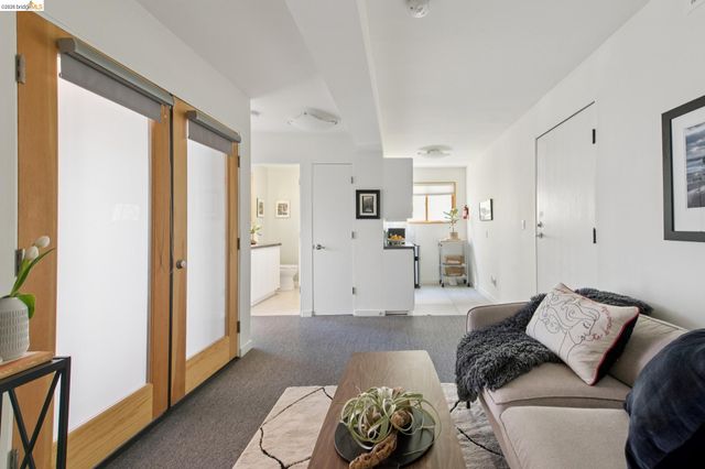 1260 63Rd St, Emeryville, CA 94608
