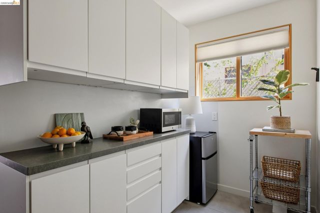 1260 63Rd St, Emeryville, CA 94608
