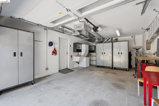 1260 63Rd St, Emeryville, CA 94608