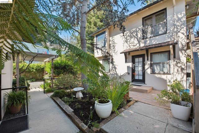 1260 63Rd St, Emeryville, CA 94608