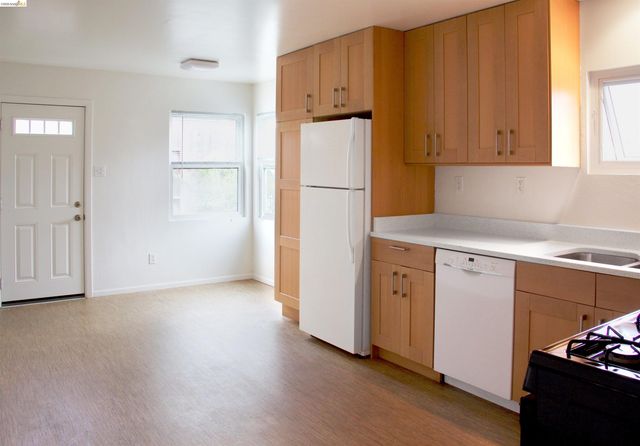 1260 63Rd St, Emeryville, CA 94608