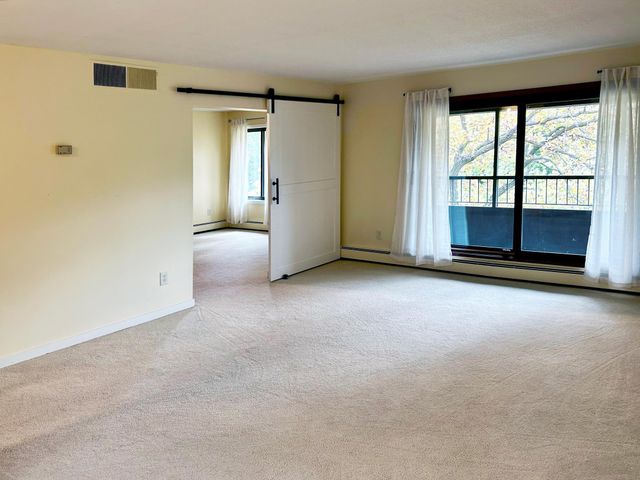 7510 Cahill Road 303B, Edina, MN 55439