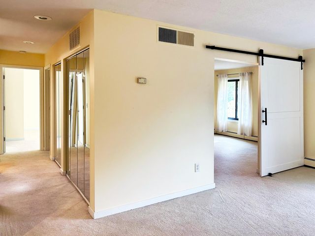 7510 Cahill Road 303B, Edina, MN 55439