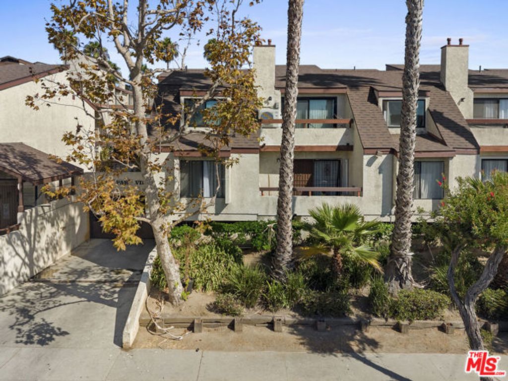 620 W Hyde Park Boulevard 103, Inglewood, CA 90302