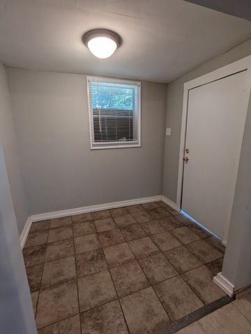 1556 CANE AVE, Memphis, TN 38106