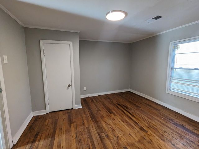 1556 CANE AVE, Memphis, TN 38106