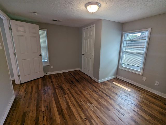 1556 CANE AVE, Memphis, TN 38106