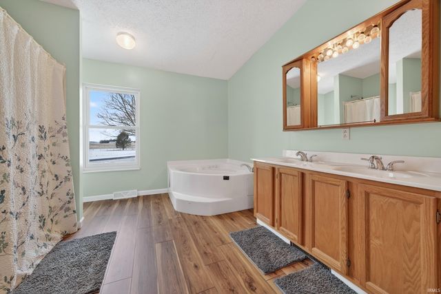 1337 S Old US HWY 31, Rochester, IN 46975