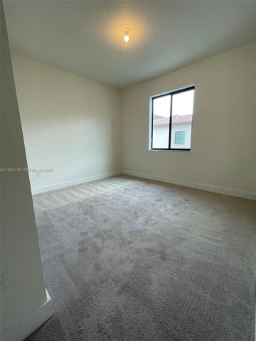 4227 NW 83rd Ave, Doral, FL 33166