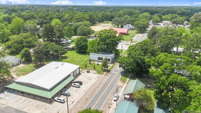 3323 Church St, Slaughter, LA 70777
