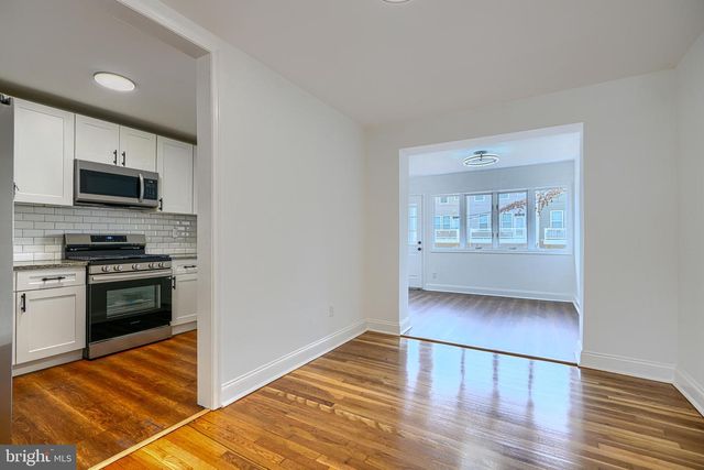 5 CARDINAL RD, Baltimore, MD 21221