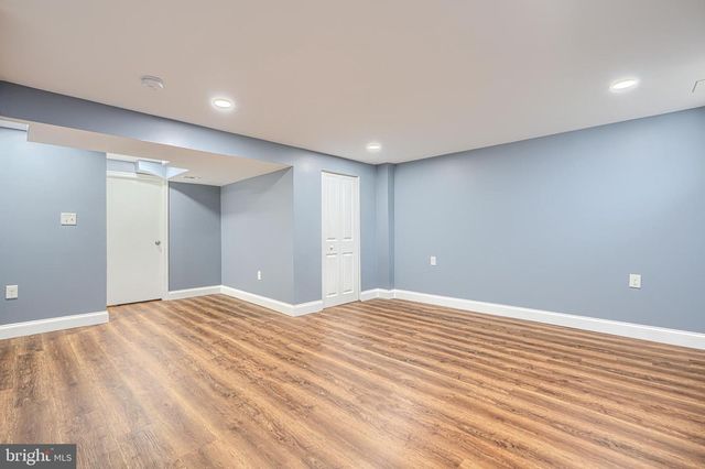 5 CARDINAL RD, Baltimore, MD 21221