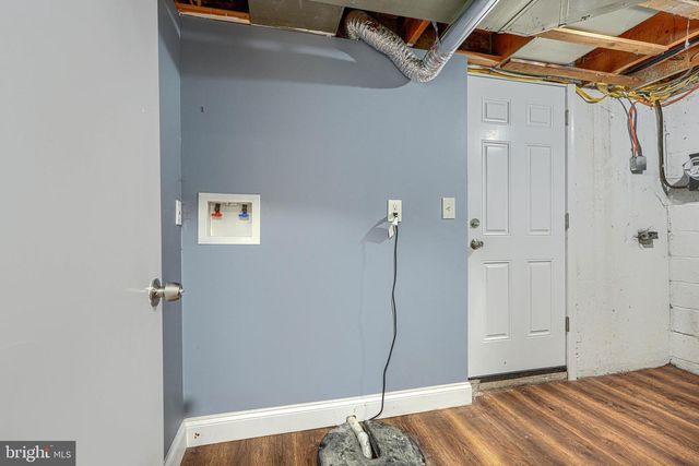 5 CARDINAL RD, Baltimore, MD 21221