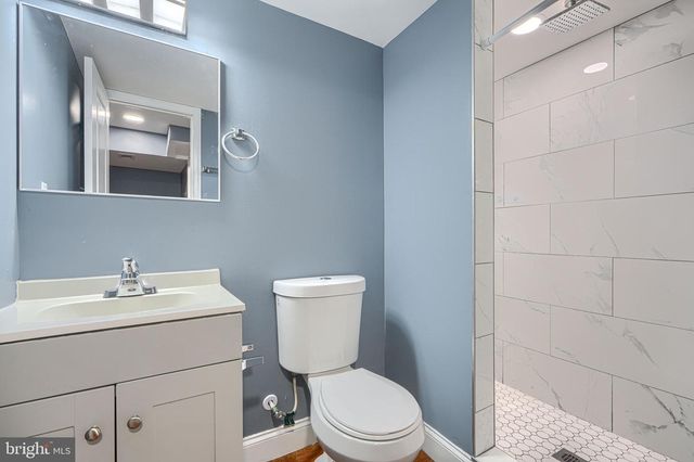 5 CARDINAL RD, Baltimore, MD 21221