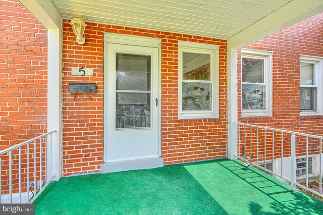 5 CARDINAL RD, Baltimore, MD 21221
